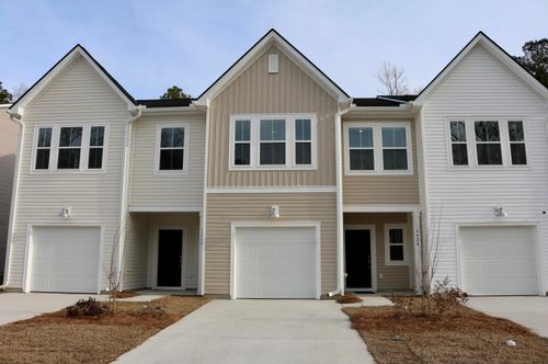 7924 Triggerfish Way, North Charleston, SC, 29420-7492 | Card Image