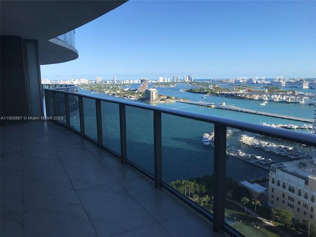UNIT-2410 - 488 Ne 18 Th St, Condo with 3 bedrooms, 4 bathrooms and null parking in Miami FL | Image 10