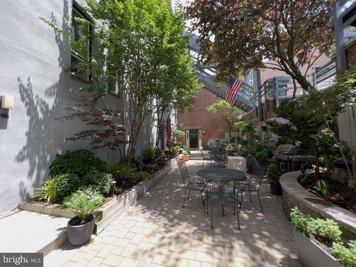 apt-5aa-825 N 29th St, PHILADELPHIA, PA, 19130-1155 | Card Image