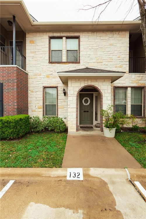 132-132 Forest Dr, College Station, TX, 77840-2329 | Card Image