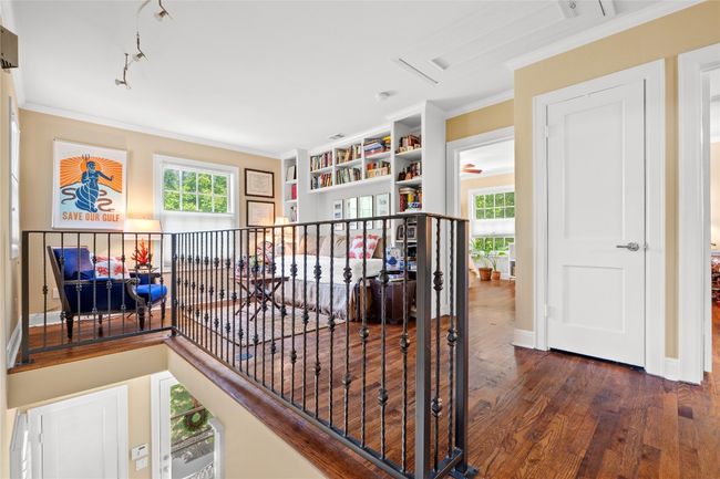 1704 W 34 Th St, House other with 3 bedrooms, 3 bathrooms and 3 parking in Austin TX | Image 16