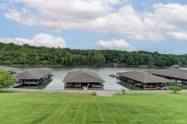 UNIT-5 - 1103 Mariners Way, Condo with 2 bedrooms, 2 bathrooms and null parking in Huddleston VA | Image 22