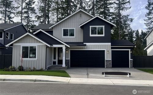 12504 40th Ave Nw, Gig Harbor, WA, 98332-7950 | Card Image