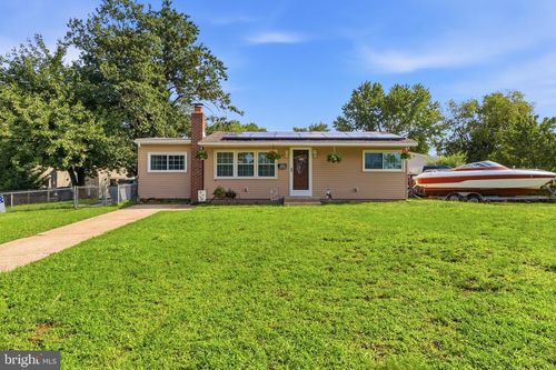 653 Windsor Ave, MAPLE SHADE, NJ, 08052-2246 | Card Image
