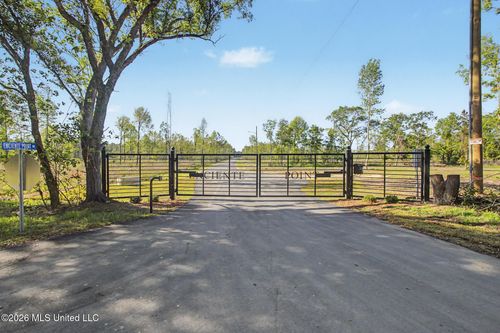 13055 Enciente Point Drive, Kiln, MS, 39556 | Card Image