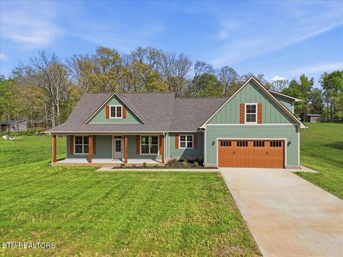 826 Sophie Dr, Greenback, TN, 37742-3018 | Card Image