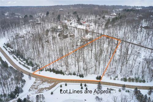 1131 River Valley Trail, Hinckley, OH, 44233 | Card Image