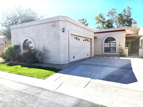 19-8100 E Camelback Road, Scottsdale, AZ, 85251 | Card Image