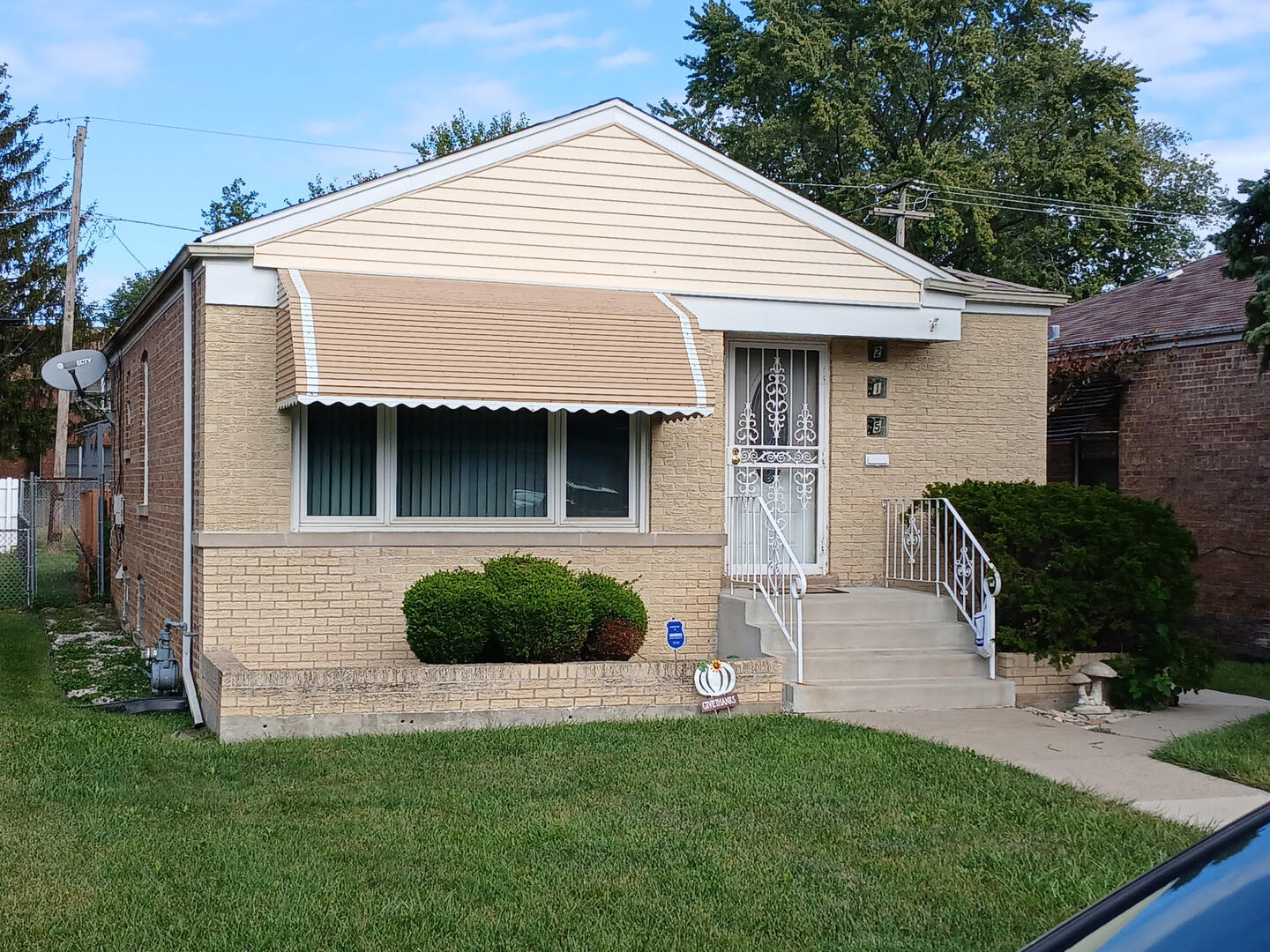 Residential in Riverdale