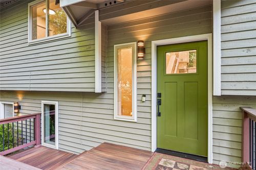 20631 W Richmond Rd, Bothell, WA, 98021-7532 | Card Image