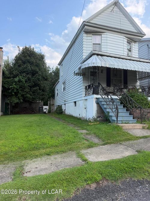 121 S Walnut St, Wilkes Barre, PA, 18702-7428 | Card Image