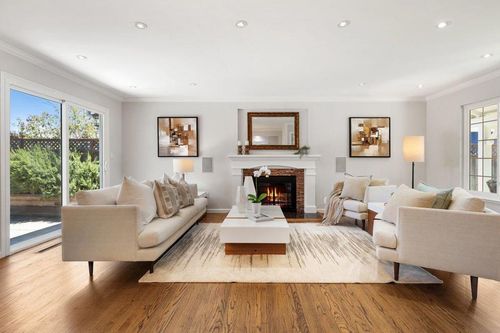 2251 Southampton Way, San Mateo, CA, 94403 | Card Image