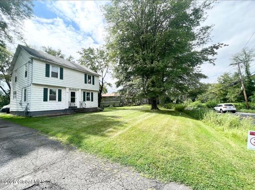 654 Feura Bush Rd, Delmar, NY, 12054-9785 | Card Image
