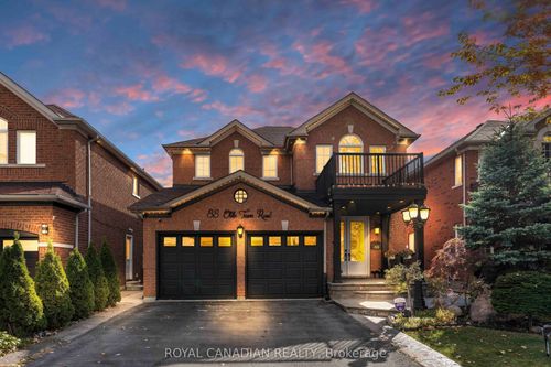 88 Olde Town Rd, Brampton, ON, L6X4X9 | Card Image