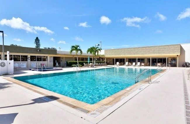 APT-101 - 44 Vista Gardens Trl, Condo with 2 bedrooms, 2 bathrooms and null parking in Vero Beach FL | Image 22
