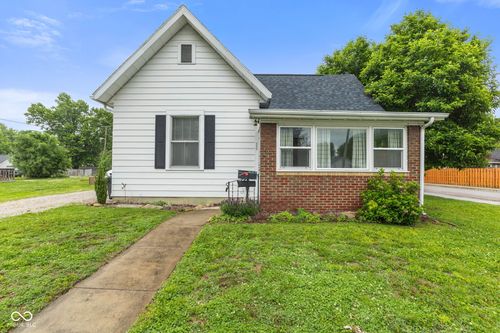 289 S Lincoln St, Martinsville, IN, 46151-2038 | Card Image