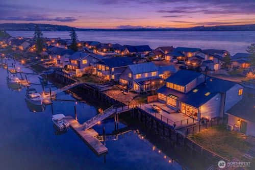 201 N Beach Dr, Port Ludlow, WA, 98365-9270 | Card Image