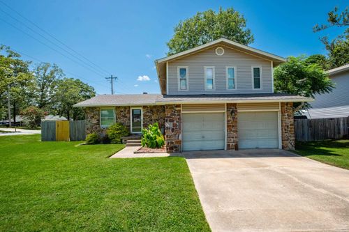 1 Spring Grove Dr, Sherwood, AR, 72120-2612 | Card Image