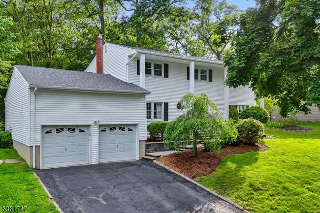 17 Friar Rd, House other with 4 bedrooms, 2 bathrooms and null parking in Morris Plains NJ | Image 4