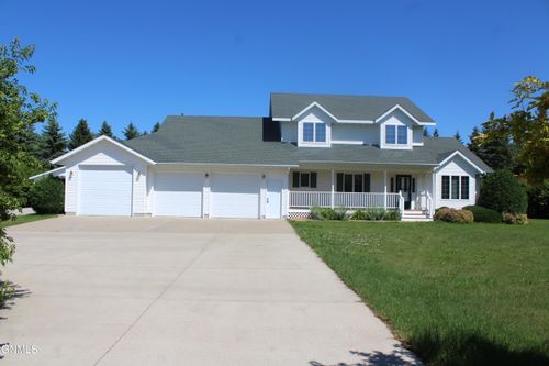 9601 Oak Dr, Bismarck, ND, 58503-6554 | Card Image