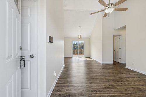 952 Granny White Rd, Clarksville, TN, 37040-2817 | Card Image