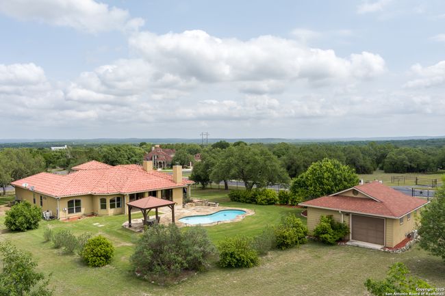 460 Lantana Vw, House other with 3 bedrooms, 3 bathrooms and null parking in Spring Branch TX | Image 44