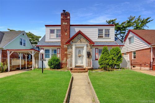 11646 233rd St, Cambria Heights, NY, 11411-1836 | Card Image