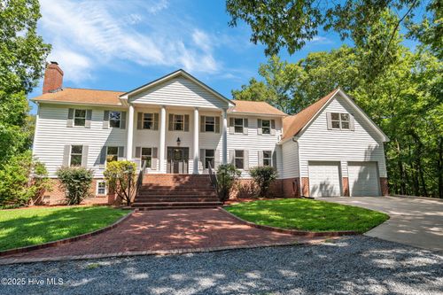 108 Farmington Rd, Grimesland, NC, 27837-9507 | Card Image