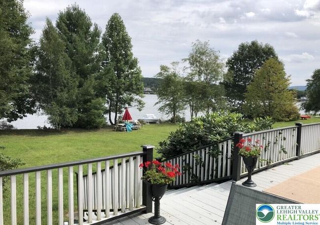 32 Shore Dr, House other with 2 bedrooms, 1 bathrooms and null parking in Tunkhannock PA | Image 6