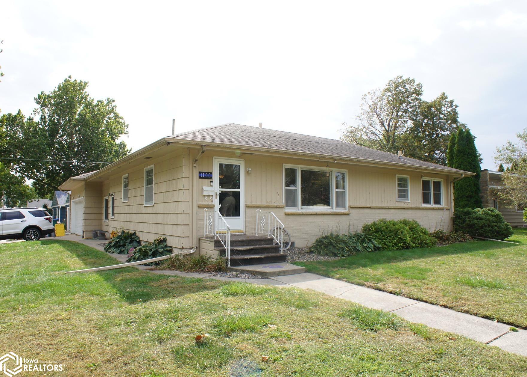 Nancy Ln, Webster City, IA 50595