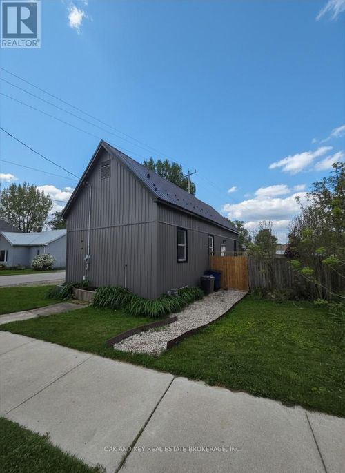 22933 Hagerty Road, Newbury, ON, N0L1Z0 | Card Image