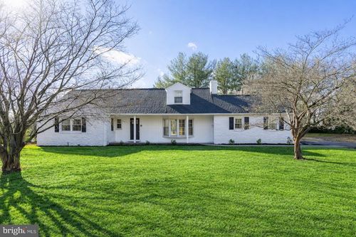 60 Buckwalter Rd, ROYERSFORD, PA, 19468-1814 | Card Image