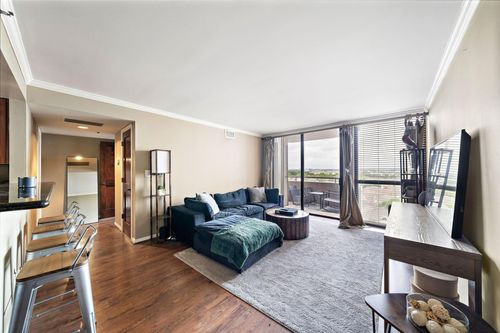 apt-1111-3525 Sage Rd, Houston, TX, 77056-7024 | Card Image