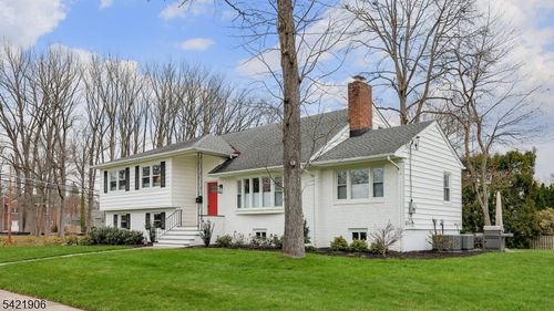 401 Poe Ave, Westfield, NJ, 07090-2729 | Card Image