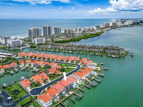218 Sand Key Estates Dr, CLEARWATER BEACH, FL, 33767-2958 | Card Image