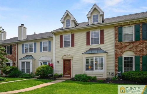 3 Folkstone Ct, North Brunswick, NJ, 08902-4298 | Card Image