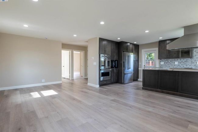18355 Carlton Ave, House other with 2 bedrooms, 1 bathrooms and null parking in Castro Valley CA | Image 20