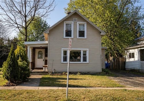 19 Brainard St, Whitesboro, NY, 13492-1511 | Card Image