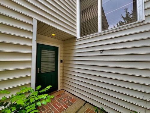 698 Serramonte Dr, Marietta, GA, 30068-4642 | Card Image
