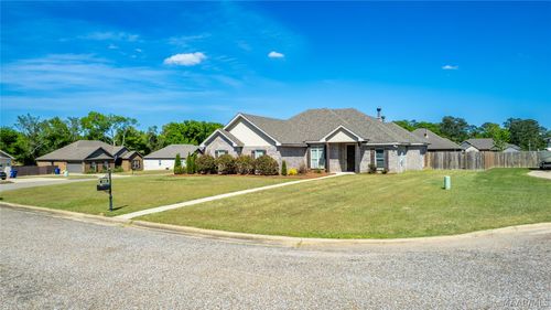 2133 Waterstone Dr, Deatsville, AL, 36022-2858 | Card Image