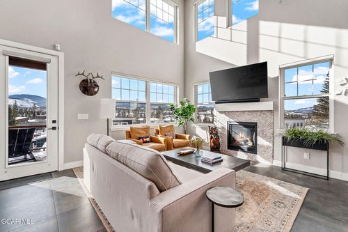 9 Aspen Gln, Fraser, CO, 80442-5006 | Card Image