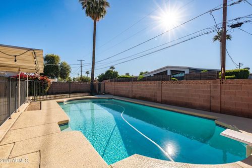 8303 E Glenrosa Ave, Scottsdale, AZ, 85251-2806 | Card Image