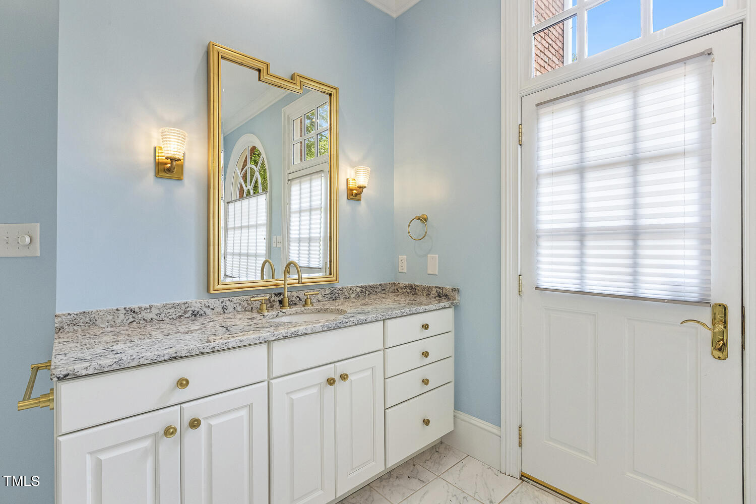 Lockhart Ln, Raleigh, NC 27614