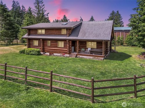 47308 323rd Ave Se, Enumclaw, WA, 98022-8004 | Card Image