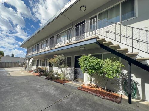 b-1720 Hearst, Berkeley, CA, 94703 | Card Image