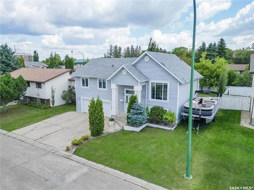 441 Mahon Drive, Prince Albert, SK, S6V7Z8 | Card Image