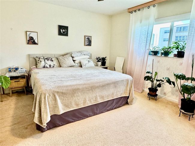 APT-503 - 619 Ne 14 Th Ave, Condo with 1 bedrooms, 2 bathrooms and null parking in Hallandale Beach FL | Image 8