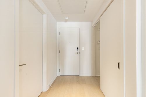 605-505 Rue De L'Escale, Brossard, QC, J4Z0T3 | Card Image