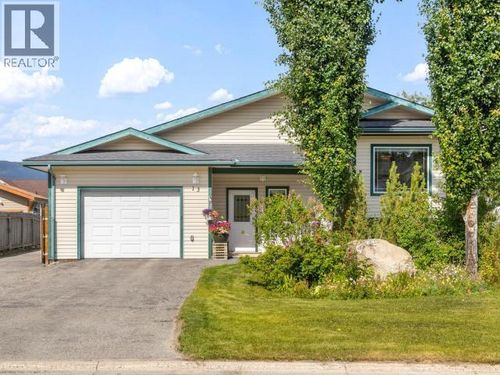 13 Lazulite Dr, Whitehorse, YT, Y1A6A5 | Card Image