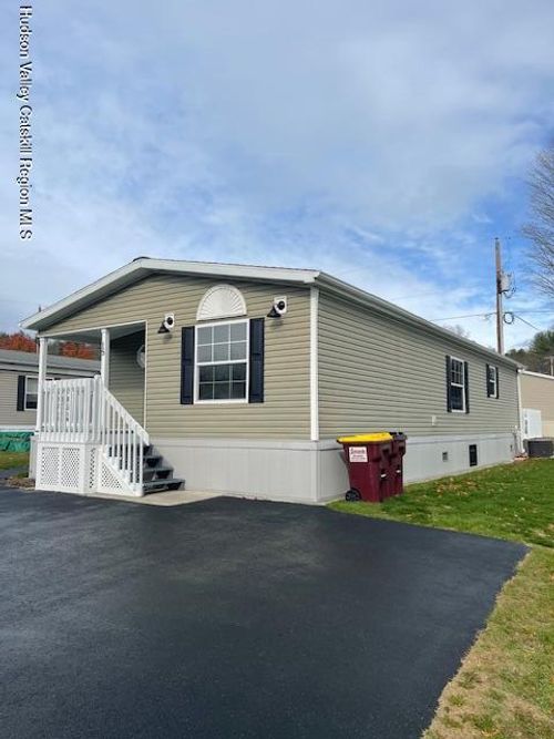 15 Kevin Ln, East Durham, NY, 12423 | Card Image